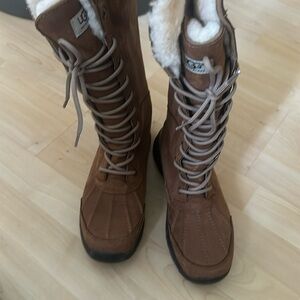 UGG waterproof winter boots! Only used a few times! Like new condition